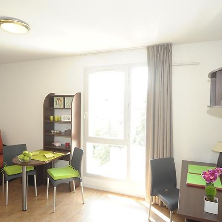 Residence Parc Harmonie Lyon Habitación foto